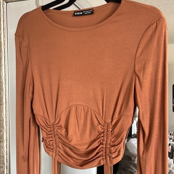 SHEIN light orange Fitted Ruched Blouse Large - Picture 2 of 8